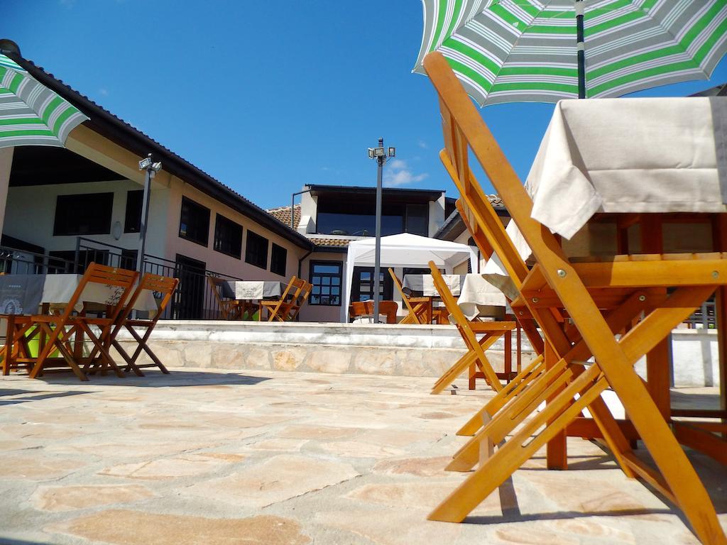 Villa توبولا المظهر الخارجي الصورة